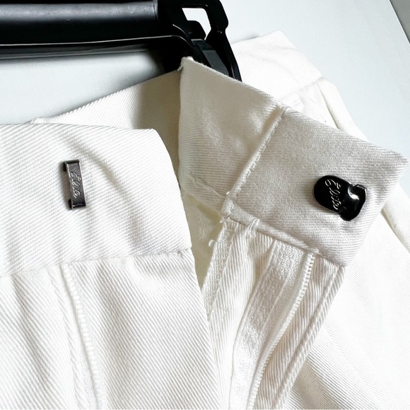 Dockers -‎ White Pleated Classic Fit Shorts - Sz. 10 - Picture 4 of 6